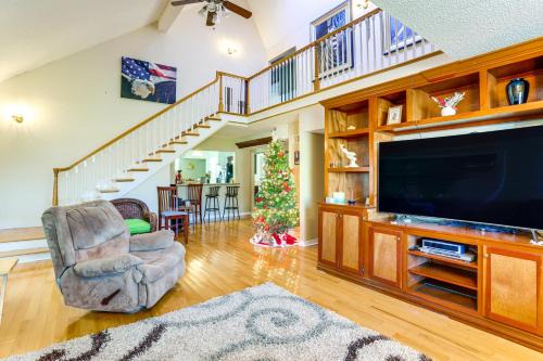 5 Mi to French Quarter Central NOLA Home with Decks
