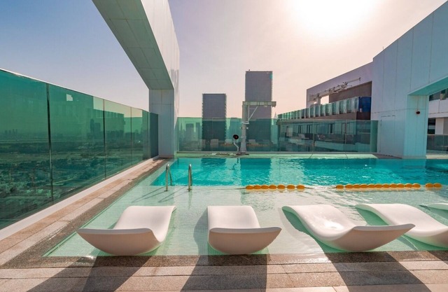 ✔5 Min to World Trade Centre! ✔2 Minutes to Metro Modern✔ Luxury Living
