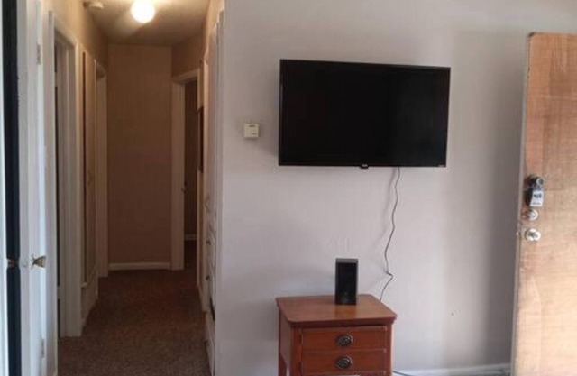 5 minuets to Fort Sill 3 bedroom home Lawton Oklahoma