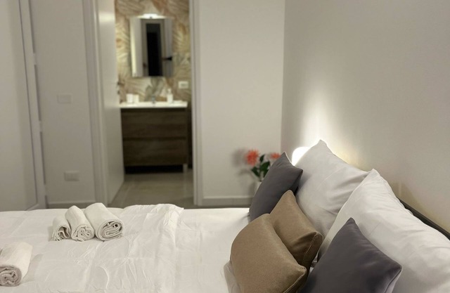 5 minutes from falcone and Borsellino airport and the beach