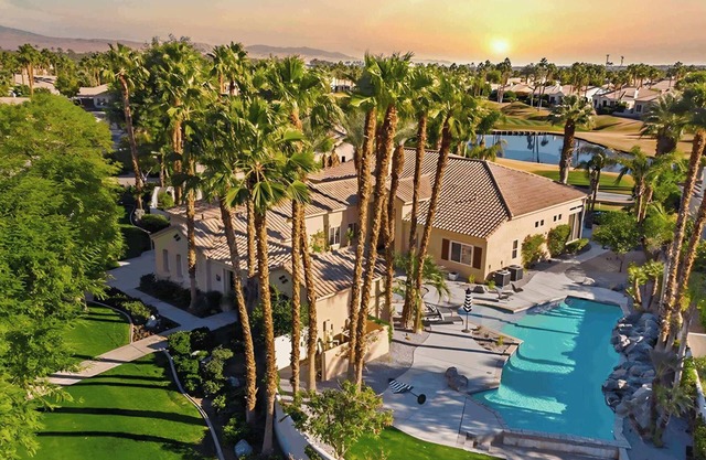 5 Star 5 Br Villa Pool-Spa-Golf Views