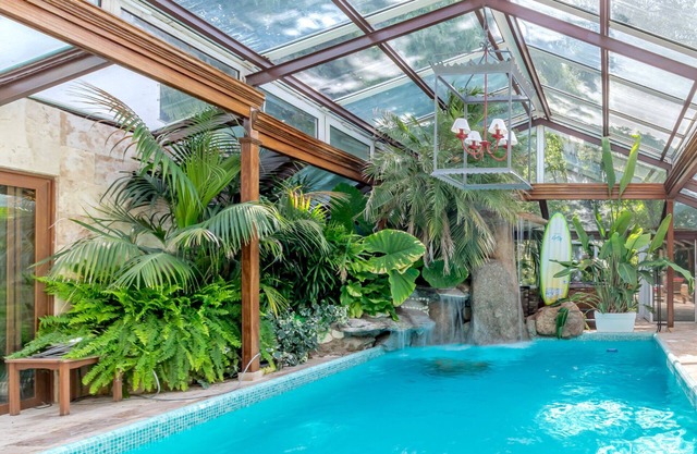5-Suite Madrid Luxury Villa with Oasis, Pool, Spa, Gym, Club and 24/7 Concierge