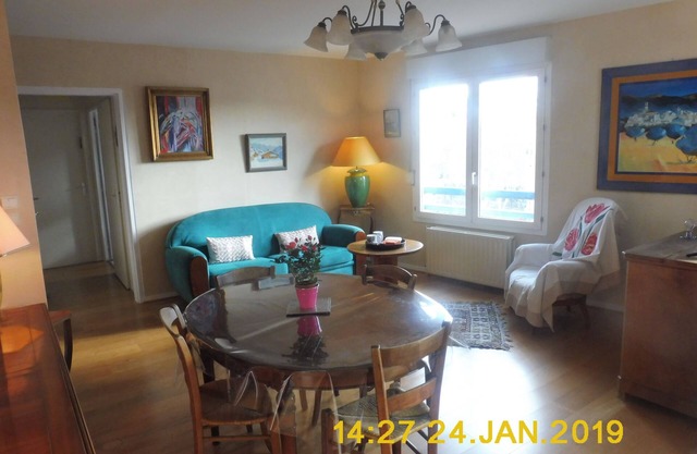 50m2 apartment, 1 bedroom, very well located: Home and comfort