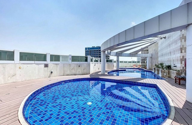 510 Zenith Tower A2 - Colourful One Bedroom