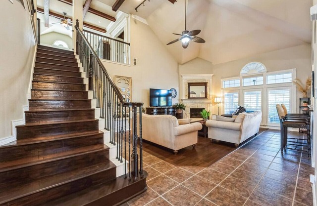 5100 Quail Feather Dr Fort Wo