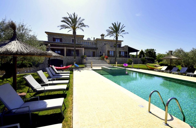 517227 Ses Oliveres canova - 517227 Ses Oliveres Canova