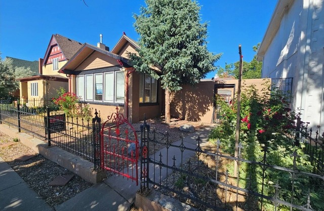 55% off for 29 day booking 3-bedroom house in wonderful Denver 1st & Lincoln n