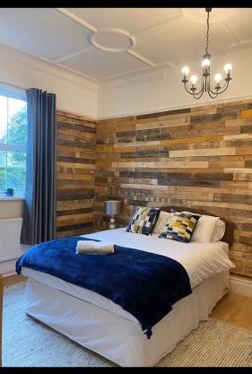55 studio 2 Uplands