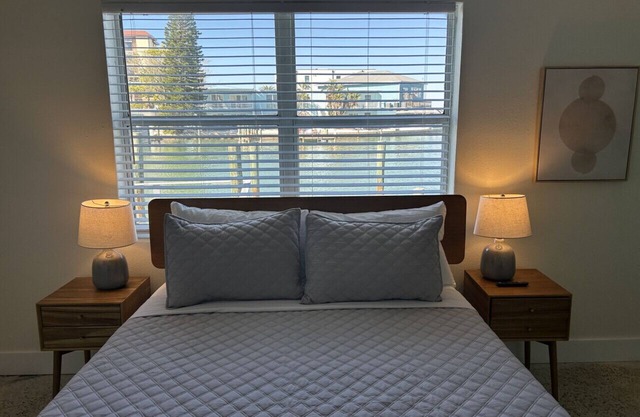 5B · Bay View Apartment 5b