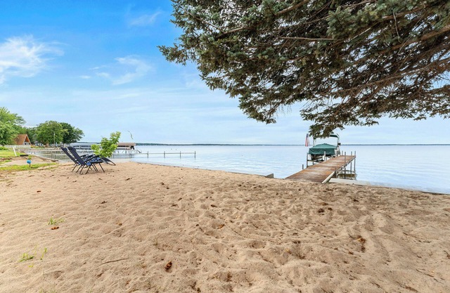 5BD LAKEHOUSE