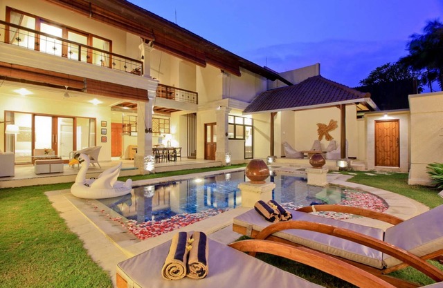 5Min WALK TO Beach-PRIVATE POOL UMA LIMA 3BR VILLA