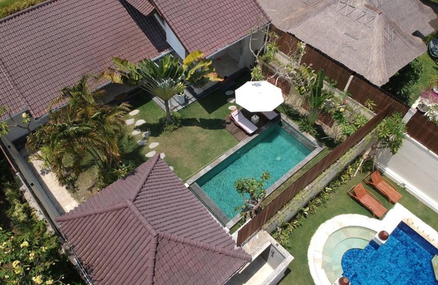 5Min WALK TO Beach-PRIVATE POOL UMA LIMA 5BR VILLA