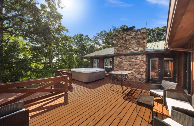 6 bedroom 5 bath dream escape with over 4600 square feet!