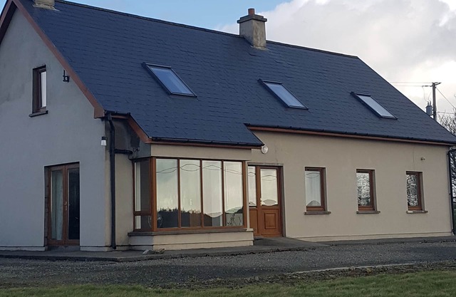 6 bedroom house over looking cunnamore bay
