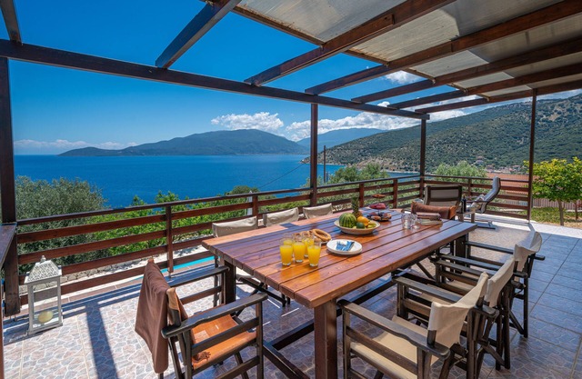 6 bedroom Villa Kandia with private pool and stunning sea views