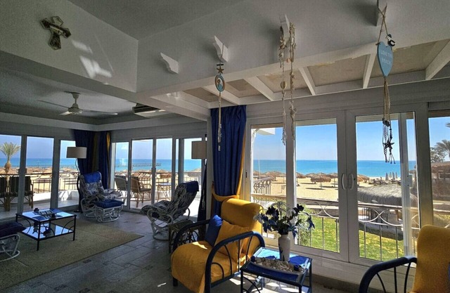 6 beds/Beachfront Redsea Chalet Gorgeous View