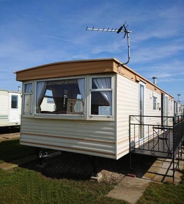6 berth panel heated on The Chase Dakota