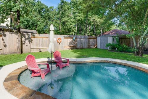 6 Mi to Northshore Park Family Home with Pool!