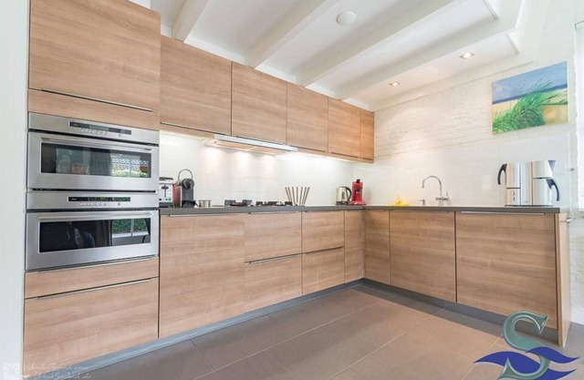 6-person holiday bungalow in Oostkapelle