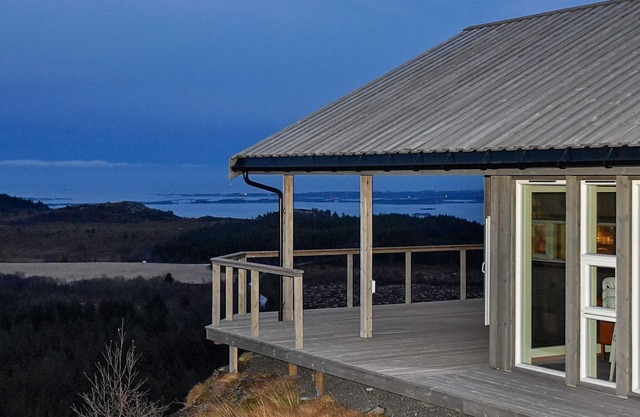 6 person holiday home in Lyngstad