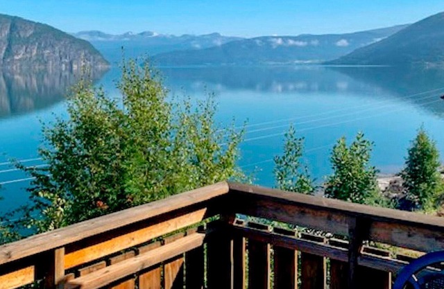 6 person holiday home in Utvik