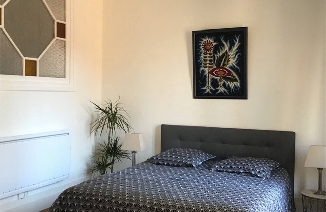 60m2 apartment, 2 nd floor elevator, 2 rooms, ideal for 2 to 4 people