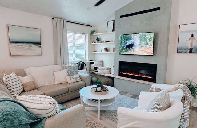 6BR Cozy Haven by Payson Temple – Perfect for Families and Groups Sleeps 16