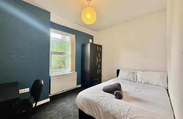 6BR L8|Ideal for Contractors and Groups|Wifi|Parking|20% Discount on Long Stays