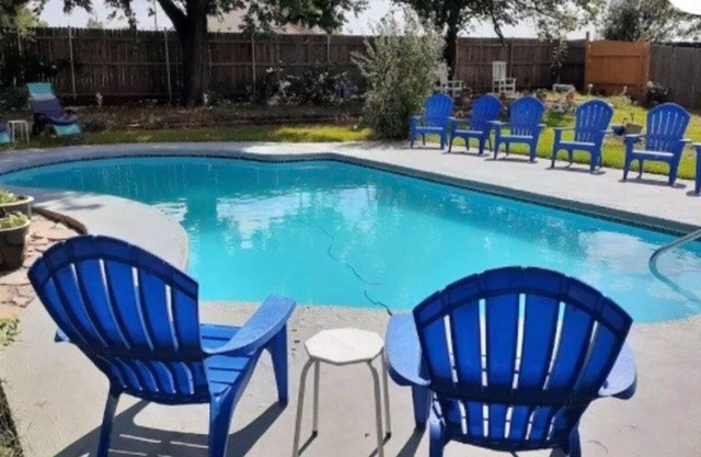 6BR Retreat w/Heated Pool + Relax Vibes