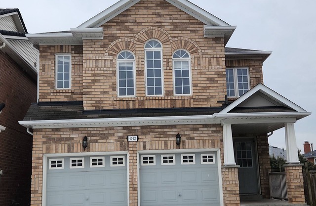 7 Bedroom Detached House with huge backyard in the Heart of Mississauga!