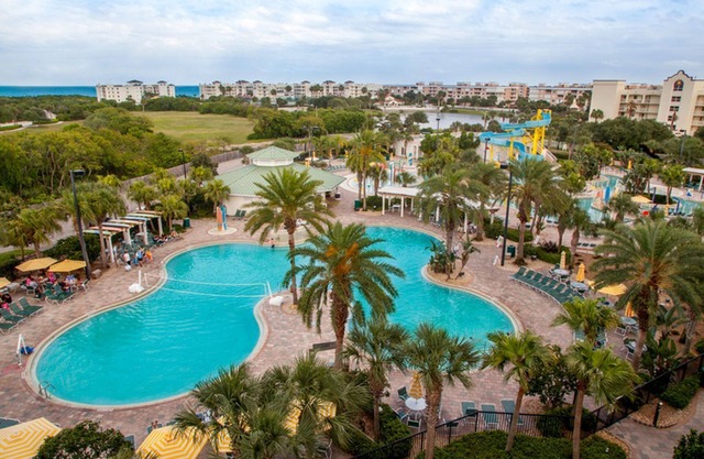 7-night stay at family-friendly beach resort in Cape Canaveral, Florida!