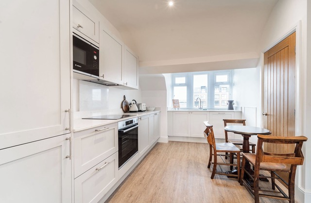 8 The Quadrant Luxury Apartments Hoylake