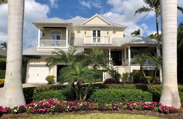 8M Dollar Home, 3 Houses from Beach in Old Naples!