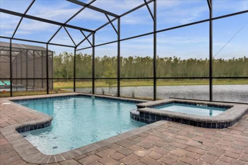 9 Bedrooms 5 Bathrooms Storey Lake 4272 Pw