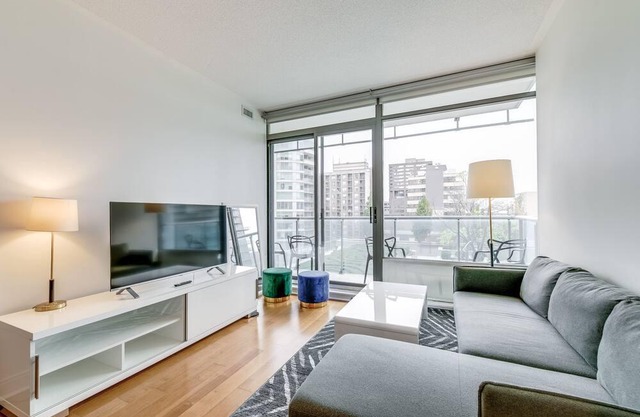 9th Floor Suite Yorkville