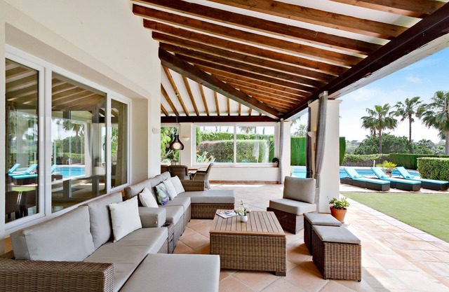 A beautiful, preppy chic holiday villa in Spain, large pool and 4 fine bedrooms!