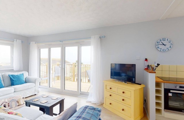 A bright, fresh and modern holiday bolthole, Ocean swell sleeps up to 6 guests