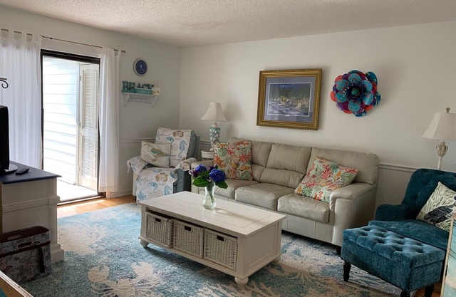 A+Coastal Escape: Beach, Golf, Tennis Club Access Available
