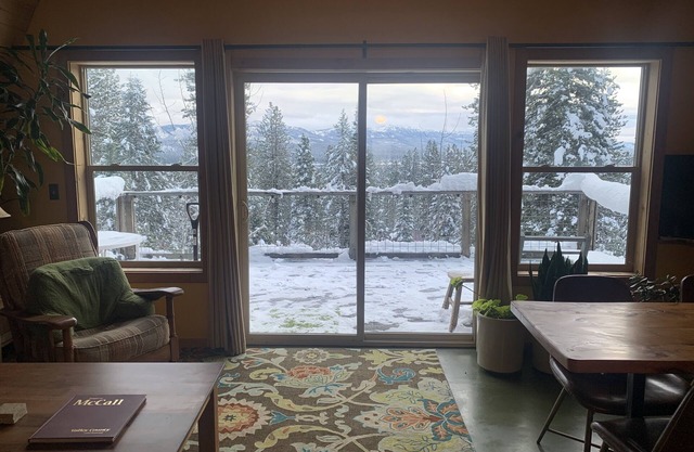 A-frame escape with Payette Lake views and backdoor Forest access. Pet Friendly.