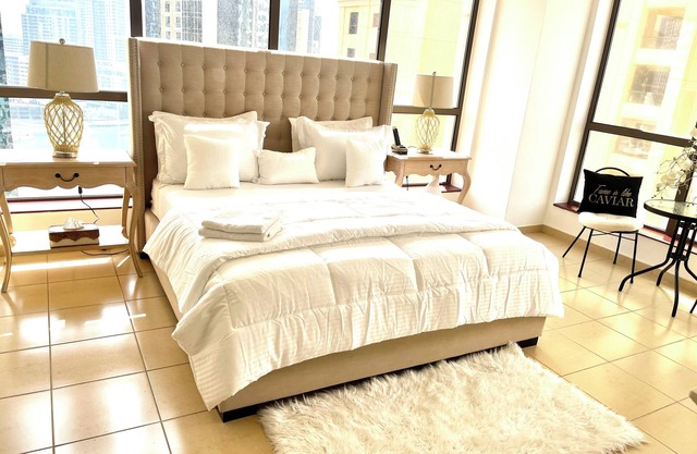 A Gorgeous Master En-suite room in the heart of JBR with Beach pool & gym