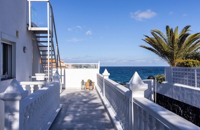 A luxurious villa on the beautiful island of Tenerife