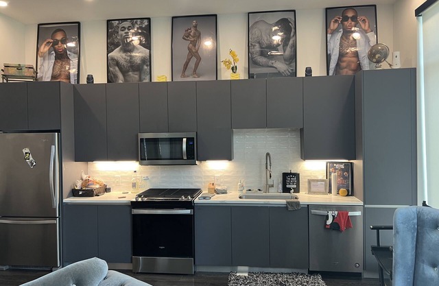 A Luxury get away at Daddy’s Buckhead Spot.