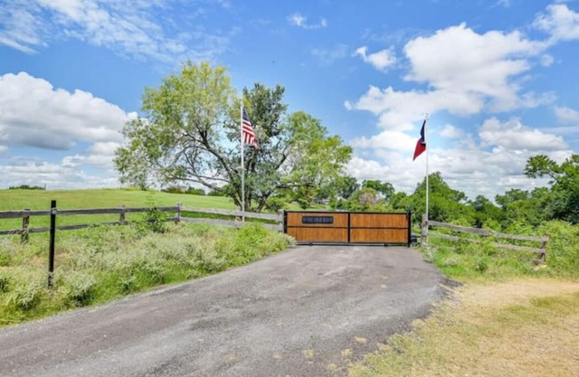 A Luxury Hilly Riverside Resort