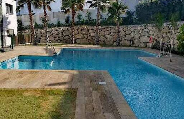 A&n Baviera Hills .