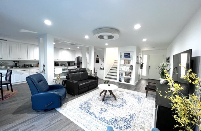 A Quiet Nest in the Heart of Galleria