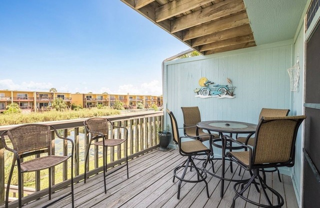 A two-minute walk to paradise! NEW LISTING- PET FRIENDLY!