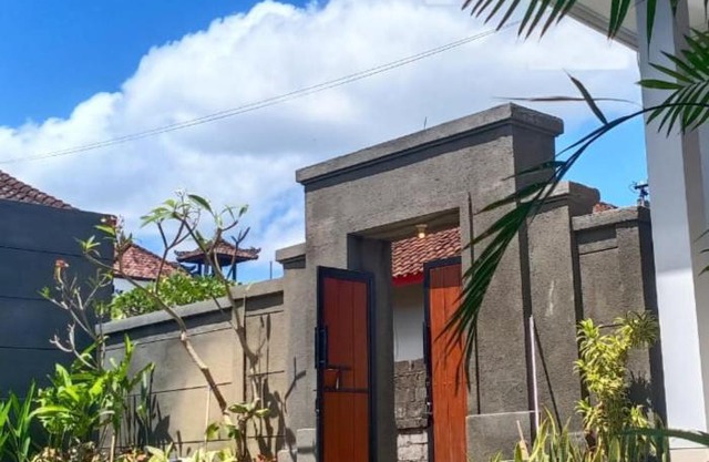A&W guest house
