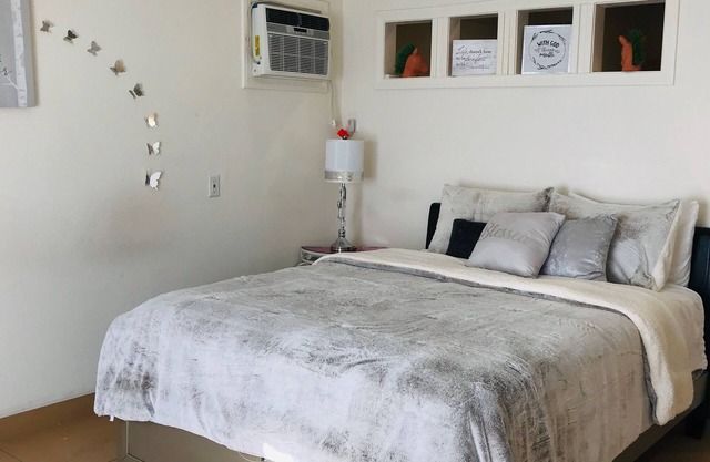 A whole apartment (Casita)