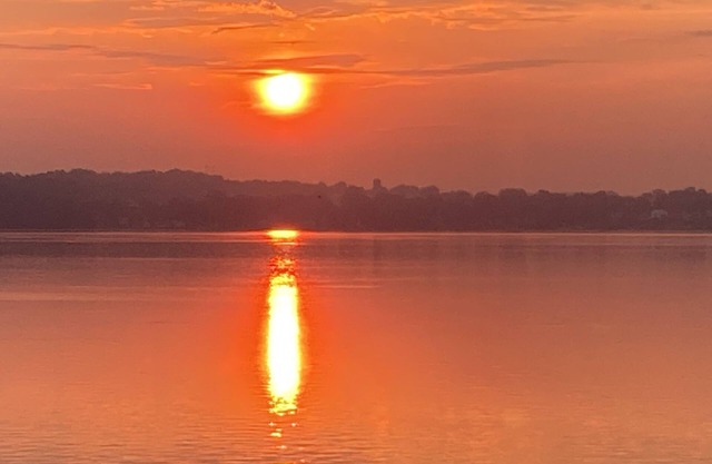 A wonderful lakefront home on Cayuga Lake with beautiful views!