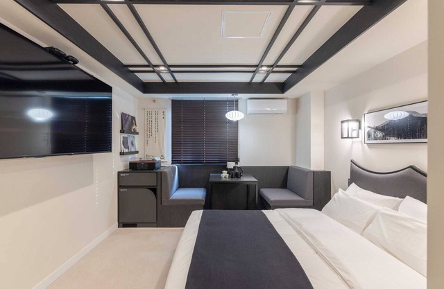 Aank Hotel and Spa Jongno Unni